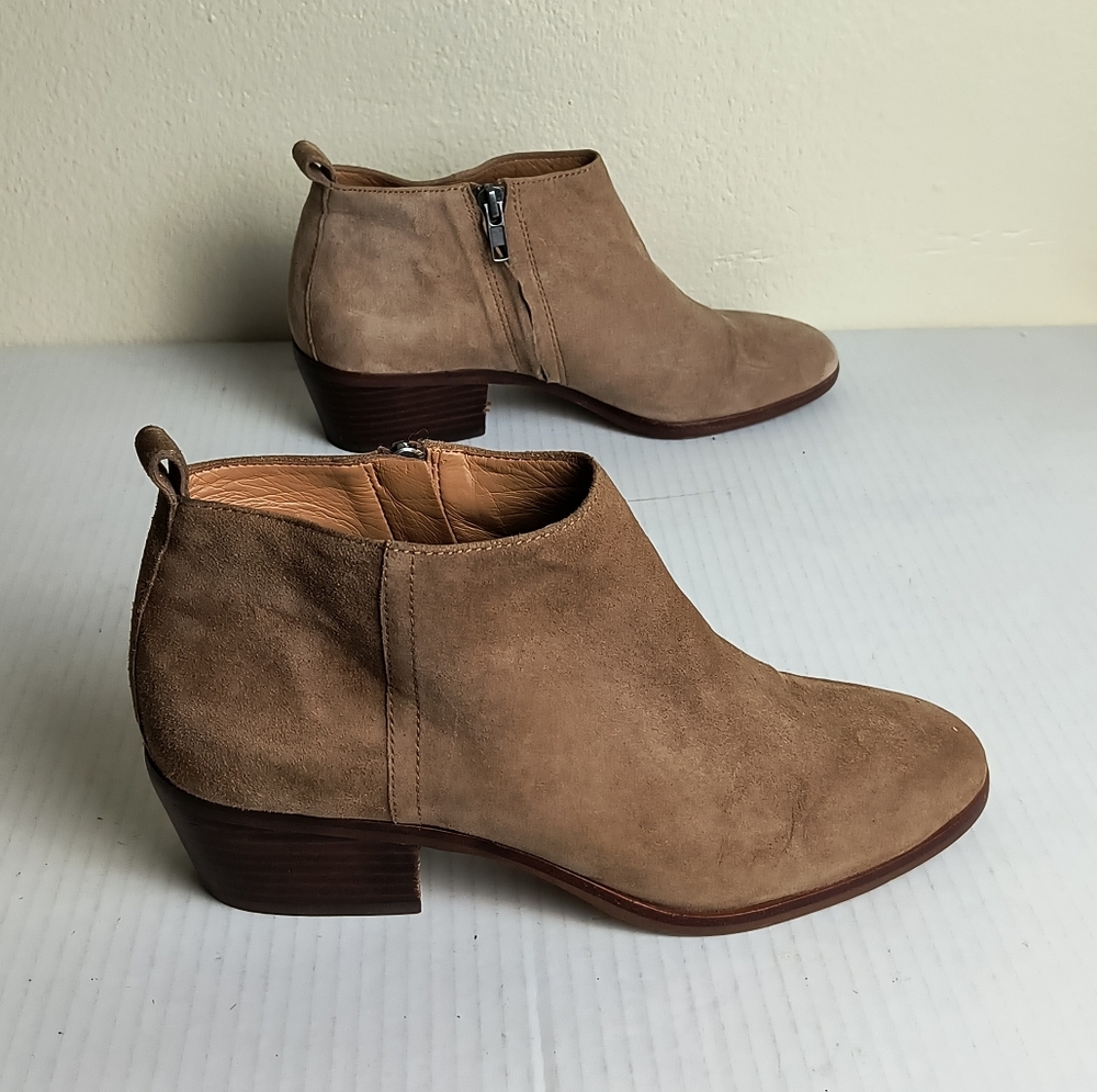 J. Crew 8 Tan Ankle Boots with Side Zip Almost Toe Casual